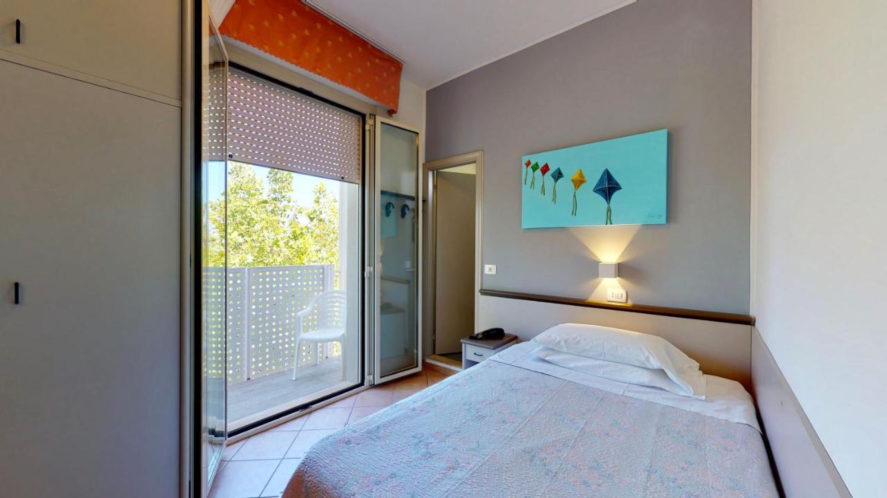 Hotel Excelsior Τσέρβια Εξωτερικό φωτογραφία